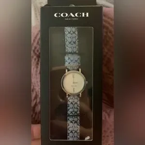 Women’s Coach Watch 0217 With Blue Coach Band Like New Condition NEEDS BATTERY Coach | Accessories | Womens Coach Watch 27 With Blue Coach  main image 4